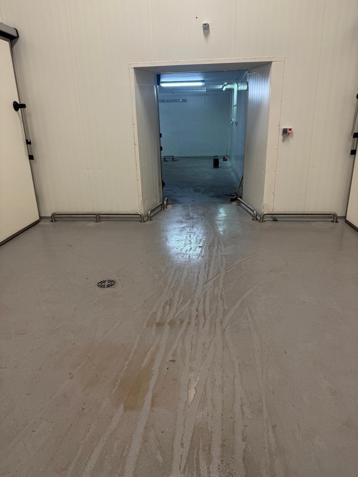 Konstrukcje stalowe – realizacja 11, PROTIG SERWIS, stal nierdzewna INOX